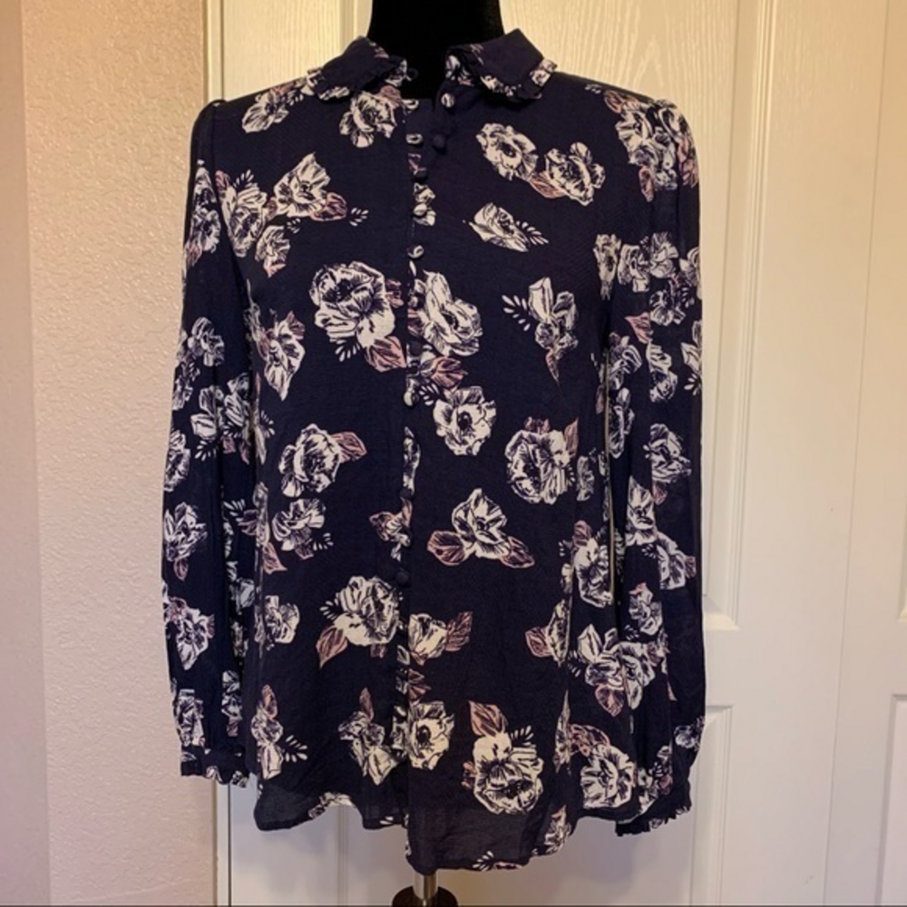 ModCloth Floral Long Sleeve Blouse Size Small‎